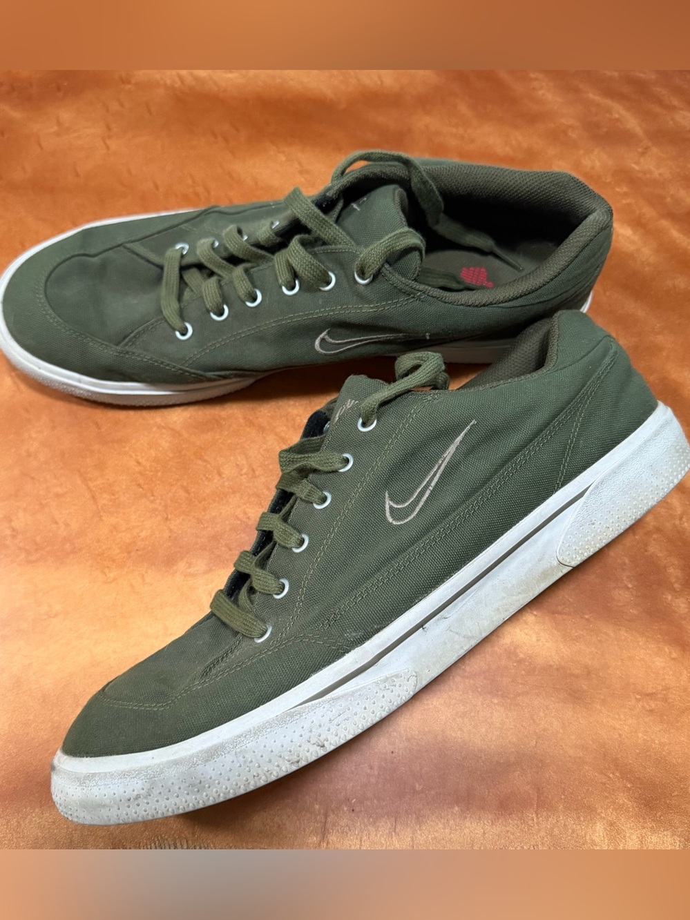 Nike Zoom GTS 97 Matte Olive Green Low-Top Canvas Sneakers size 13